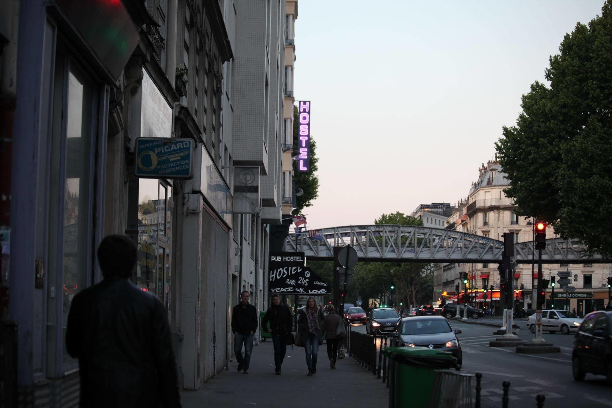 Peace & Love Hostel París Exterior foto